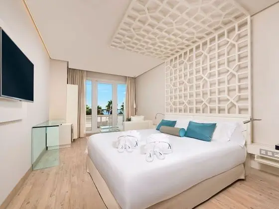 Oda, Kısmi Deniz Manzaralı (Oh La La)