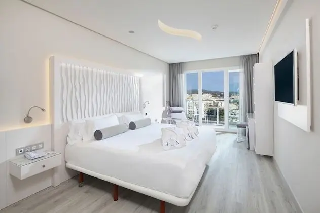Üç Kişilik Oda (Make it Happen with Extra Bed)