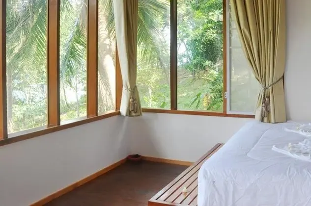 Double Bed Fan Bungalow, Garden View