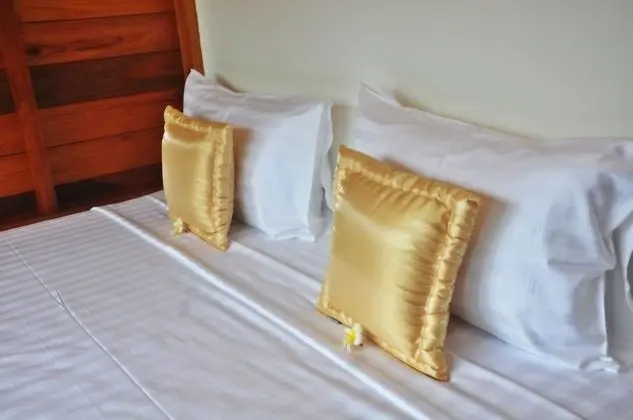 Double Bed Fan Bungalow, Garden View