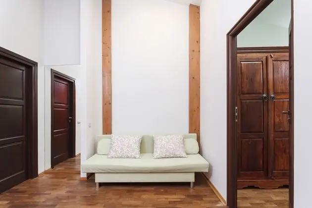 Apart Daire, 2 Yatak Odası, Mutfak, Bahçe Manzaralı