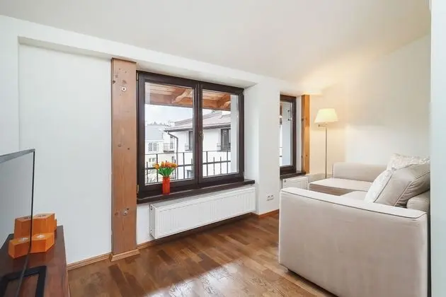 Apart Daire, 2 Yatak Odası, Mutfak, Bahçe Manzaralı
