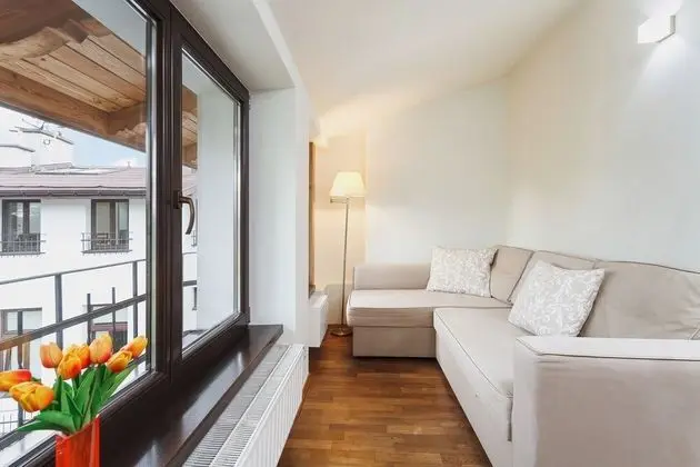 Apart Daire, 2 Yatak Odası, Mutfak, Bahçe Manzaralı