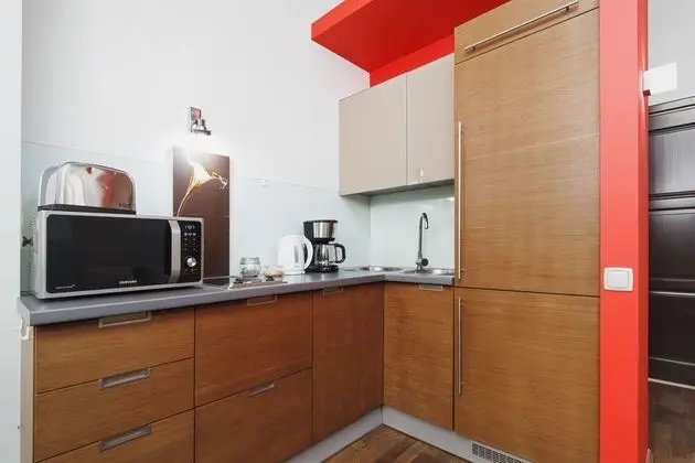 Apart Daire, 2 Yatak Odası, Mutfak, Bahçe Manzaralı