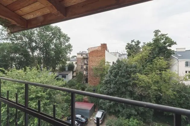 Apart Daire, 2 Yatak Odası, Mutfak, Bahçe Manzaralı