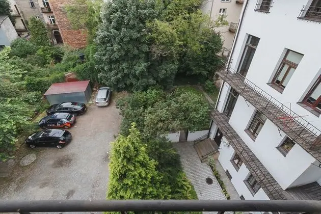 Apart Daire, 2 Yatak Odası, Mutfak, Bahçe Manzaralı