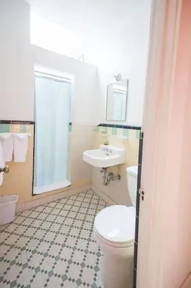 Standard Oda, 1 Büyük (Queen) Boy Yatak