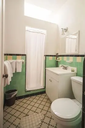 Standard Oda, 1 Büyük (Queen) Boy Yatak