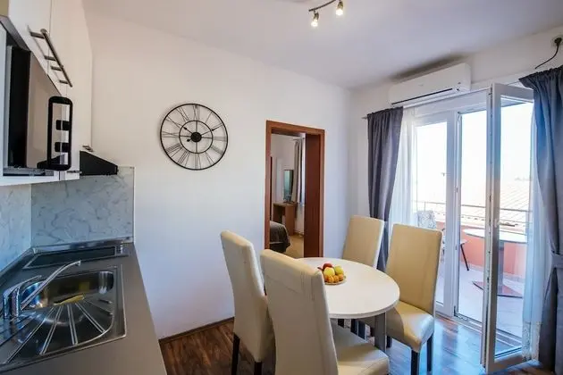 Comfort Apart Daire, 2 Yatak Odası, Balkon, Kısmi Deniz Manzaralı