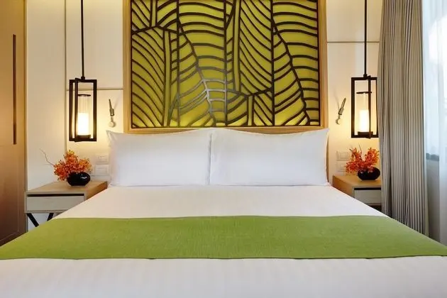 Deluxe King Room - Thai Village Wing
