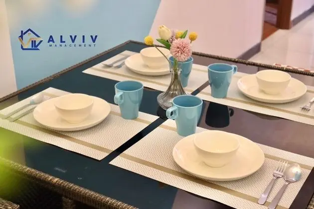 Odada yemek servisi