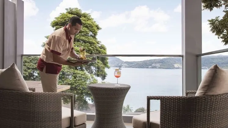 Süit, 1 Yatak Odası, Balkon, Okyanus Manzaralı (Club)