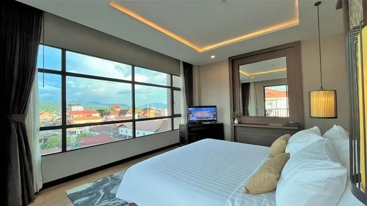 Deluxe Oda, 1 En Büyük (King) Boy Yatak, Balkon, Şehir Manzaralı