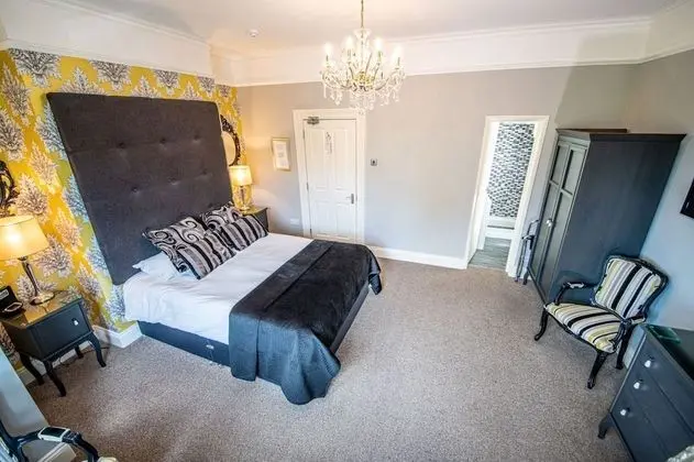 Luxury Tek Büyük Yataklı Oda, Banyolu/Duşlu