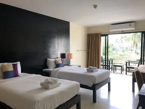 Deluxe Tek Büyük veya İki Ayrı Yataklı Oda, Balkon