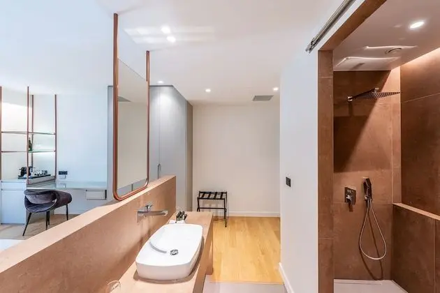 Deluxe Double Room Garden View