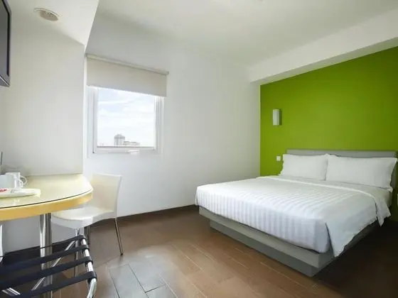 Smart Room Hollywood