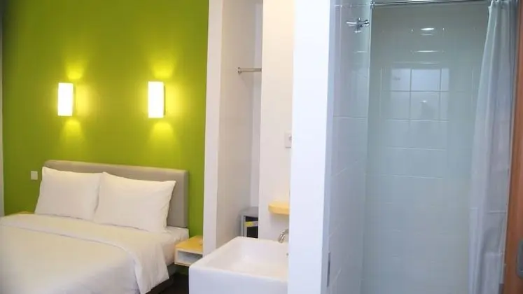 Smart Room Queen