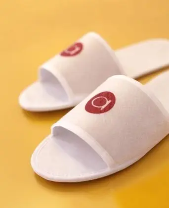 Standard Oda, 1 Büyük (Queen) Boy Yatak