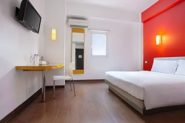 Smart Room Hollywood