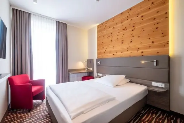 Standard Oda (Queen bed)