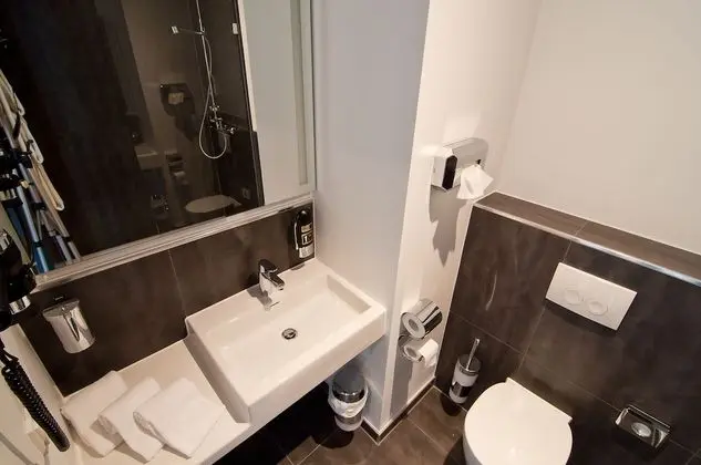 Standard Üç Kişilik Oda