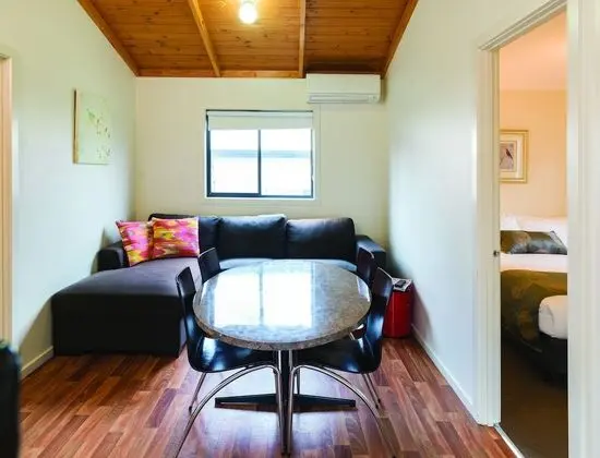 Deluxe Villa for 4