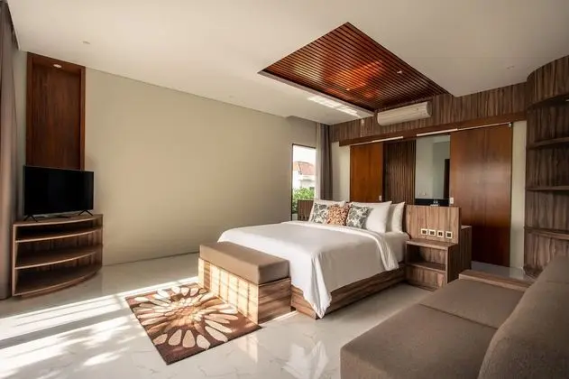 Family Villa, 3 Yatak Odası, Kişiye Özel Havuzlu, Havuz Manzaralı (Pool Suite)