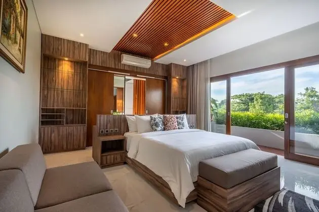 Family Villa, 3 Yatak Odası, Kişiye Özel Havuzlu, Havuz Manzaralı (Pool Suite)