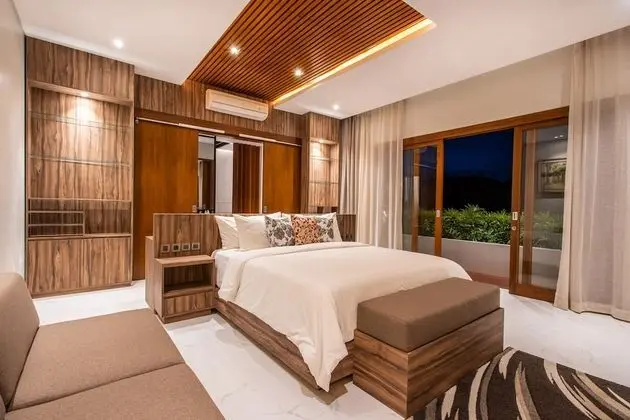 Family Villa, 3 Yatak Odası, Kişiye Özel Havuzlu, Havuz Manzaralı (Pool Suite)