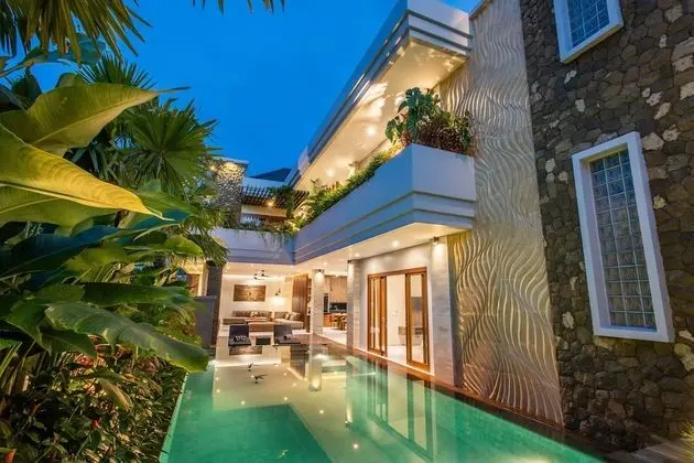Family Villa, 3 Yatak Odası, Kişiye Özel Havuzlu, Havuz Manzaralı (Pool Suite)