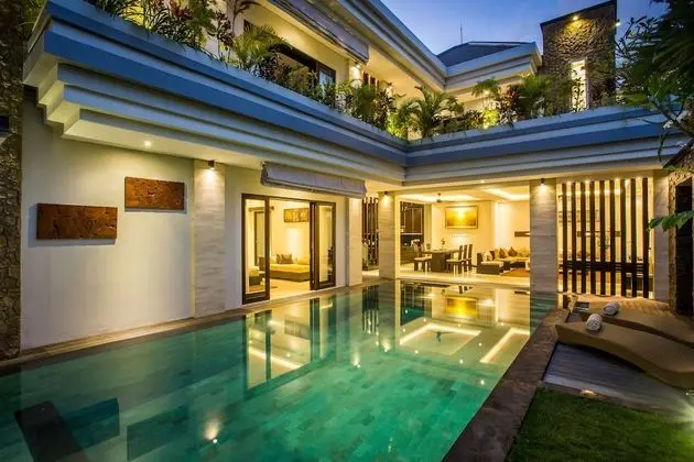 Family Villa (Pool Suite)