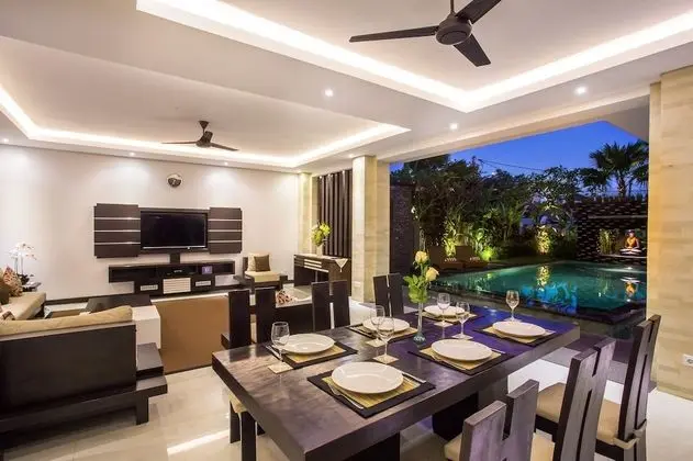 Family Villa (Pool Suite)