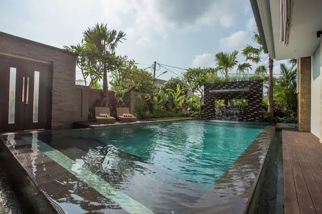 Family Villa (Pool Suite)