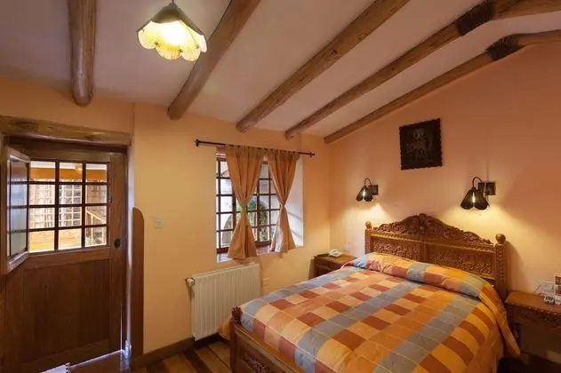 Standard Tek Büyük veya İki Ayrı Yataklı Oda, 1 Çift Kişilik veya 2 Tek Kişilik Yatak