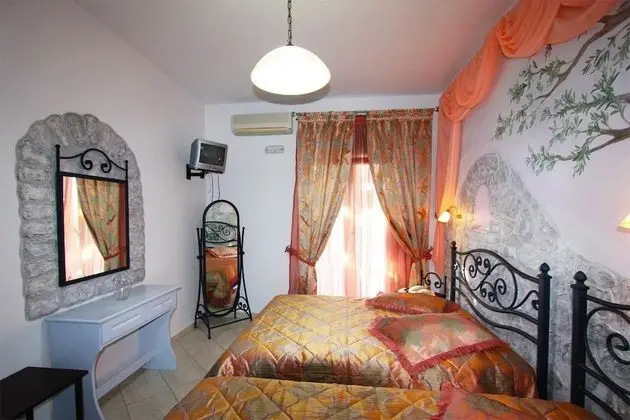 Stüdyo (3 Adults)