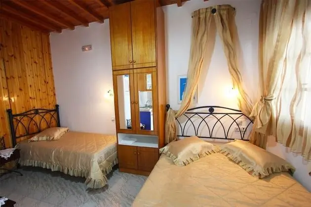 Stüdyo (3 Adults)