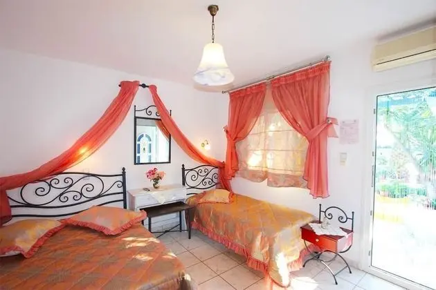 Stüdyo (3 Adults)