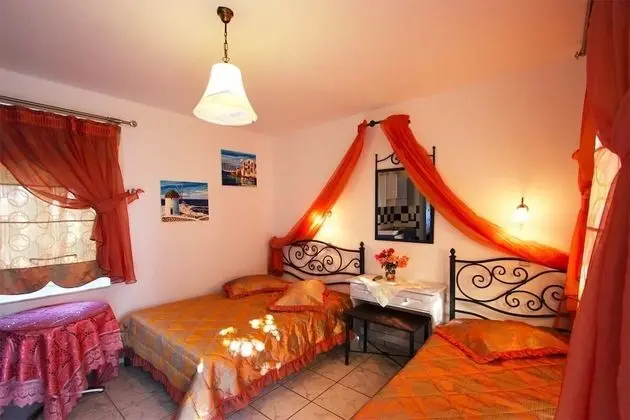 Stüdyo (3 Adults)