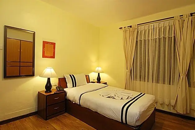 Standard Tek Büyük Yataklı Oda