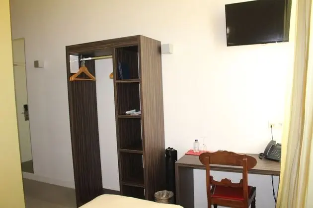 Single room (1 one-person bed)