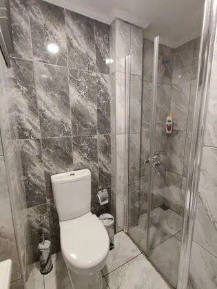 Comfort Tek Büyük veya İki Ayrı Yataklı Oda