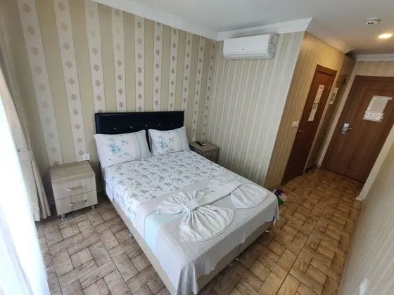 Economy Tek Büyük Yataklı Oda
