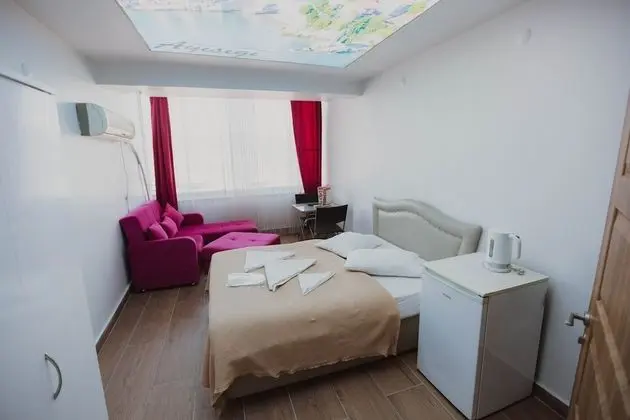 Standard Dört Kişilik Oda, 1 Yatak Odası, Sigara İçilebilir, Plaj Manzaralı