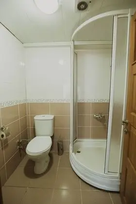 Standard Dört Kişilik Oda, 1 Yatak Odası, Sigara İçilebilir, Plaj Manzaralı