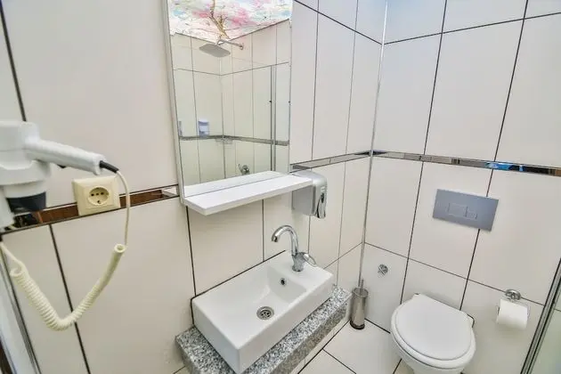 Standard Dört Kişilik Oda, 1 Yatak Odası, Sigara İçilebilir, Plaj Manzaralı