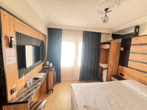 ÇİFT KİŞİLİK BALKONLU ODA
