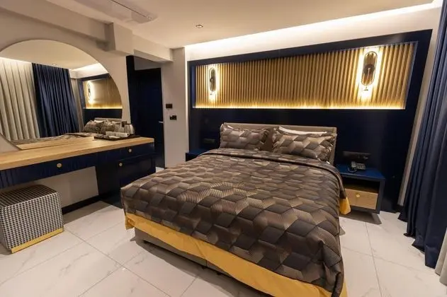 Deluxe Oda Balkonlu, Şehir veya Dağ Manzaralı, Balkonlu