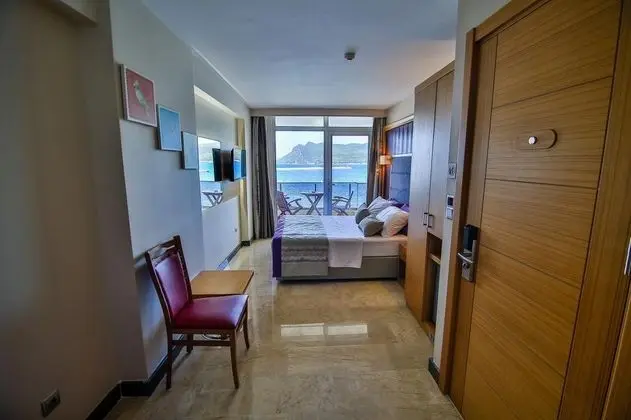 Standart Oda, Deniz Manzaralı