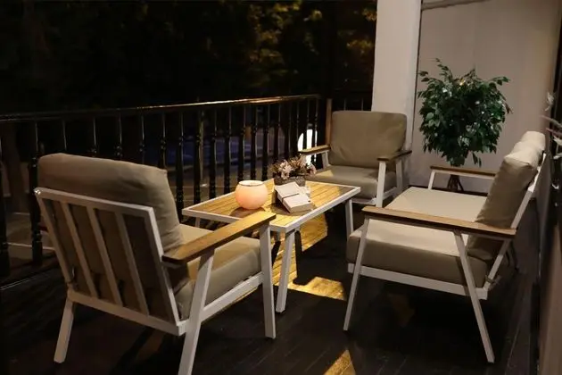 Suite, Nehir Manzaralı, Şömineli ve Balkonlu